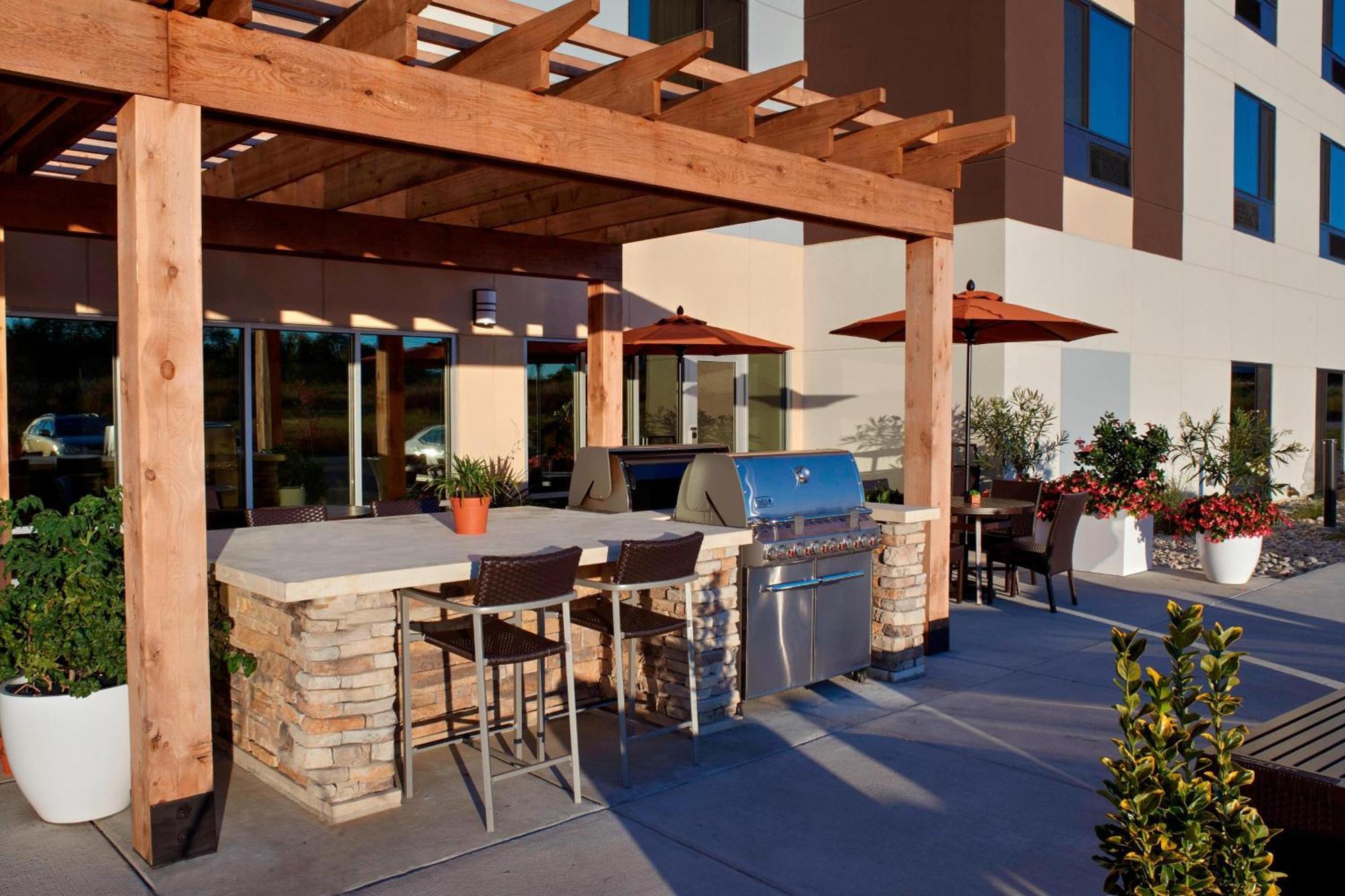 Towneplace Suites By Marriott Richmond Exteriér fotografie